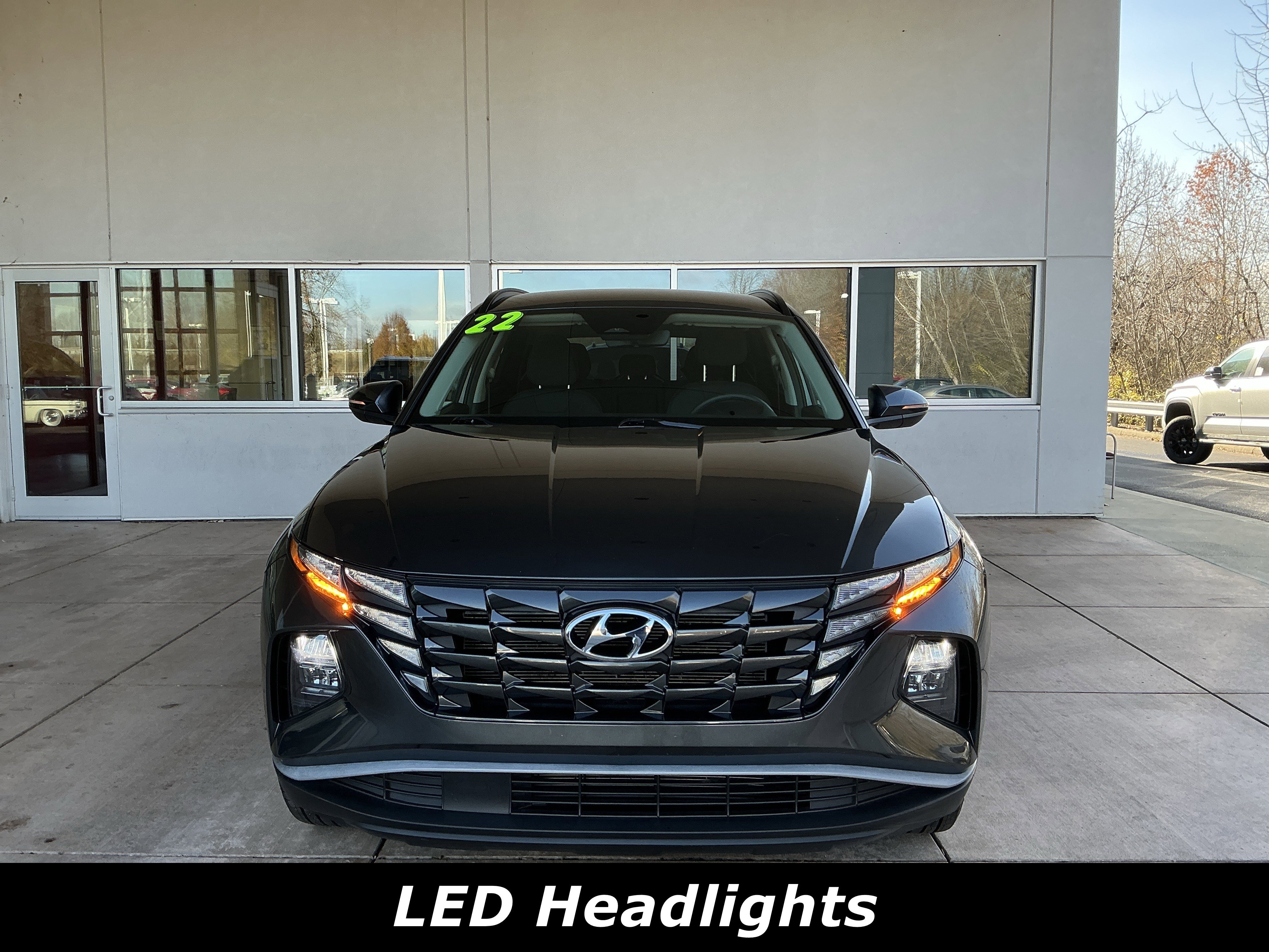 Used 2022 Hyundai Tucson SEL image 2