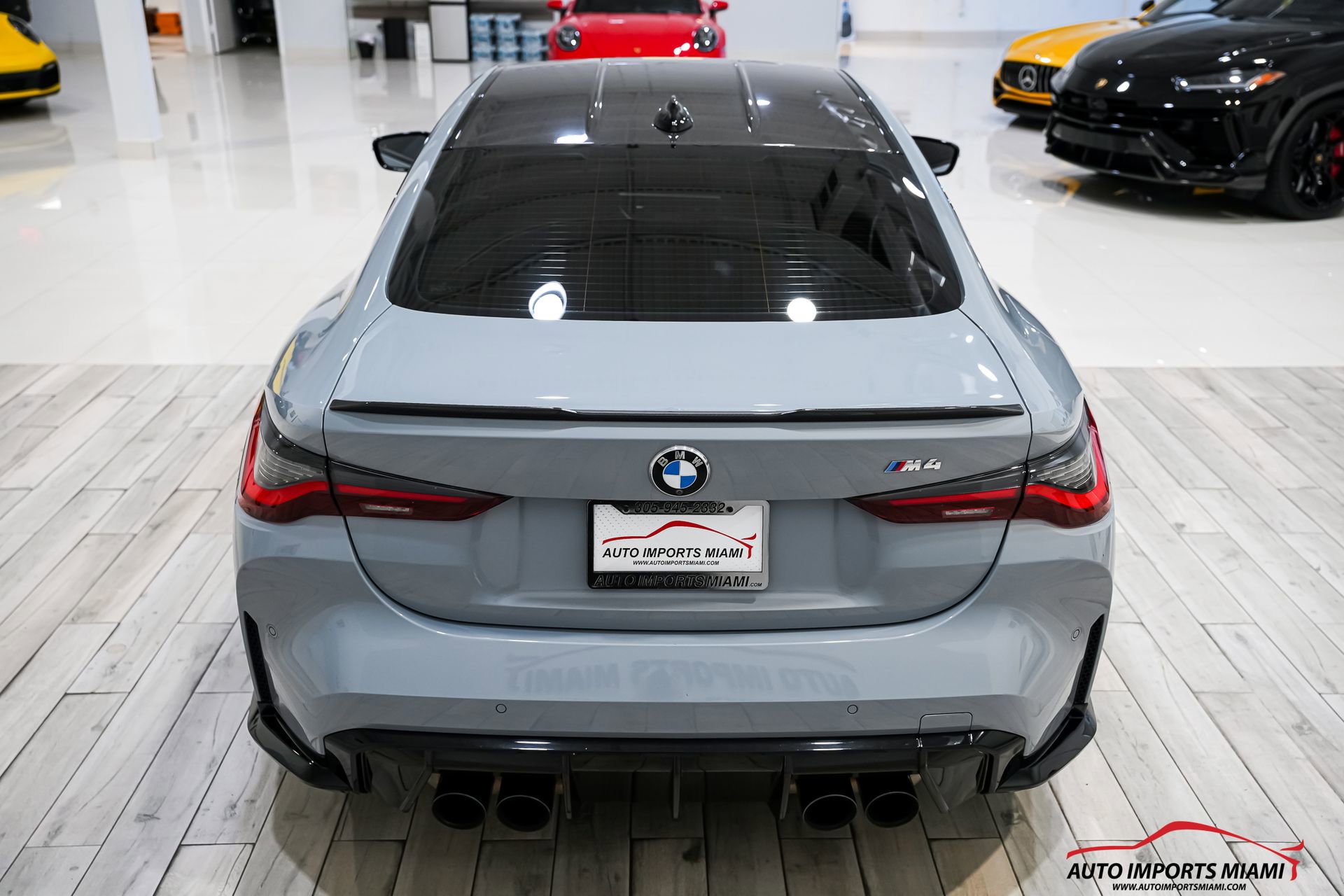 Used 2022 BMW M4 Coupe w/ M Carbon Exterior Package image 27