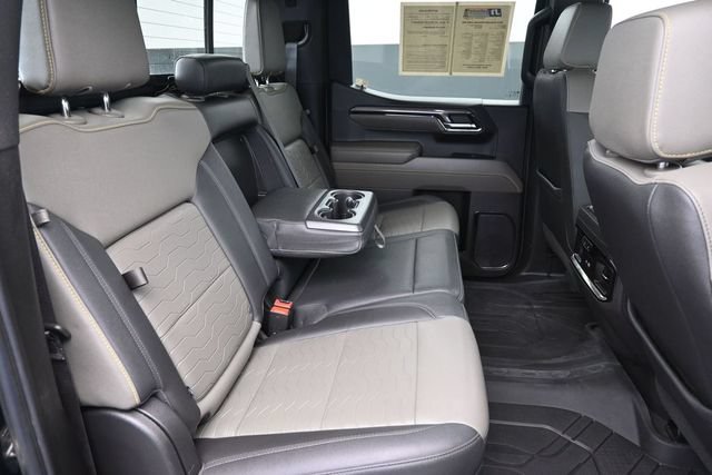 Used 2024 Chevrolet Silverado 1500 ZR2 w/ Technology Package AWD/4WD image 30