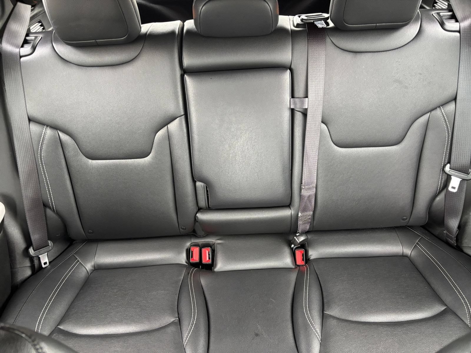 Used 2025 Jeep Compass Limited AWD/4WD image 38