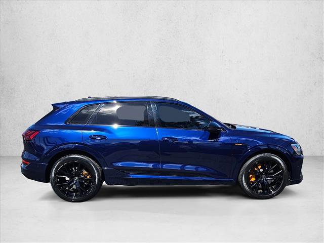 Used 2022 Audi e-tron Chronos AWD/4WD image 4