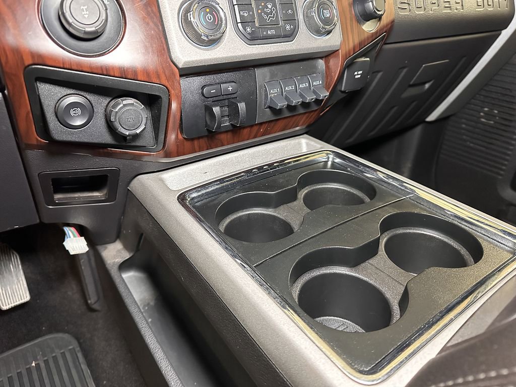 Used 2016 Ford F350 Lariat w/ Lariat Ultimate Package image 43