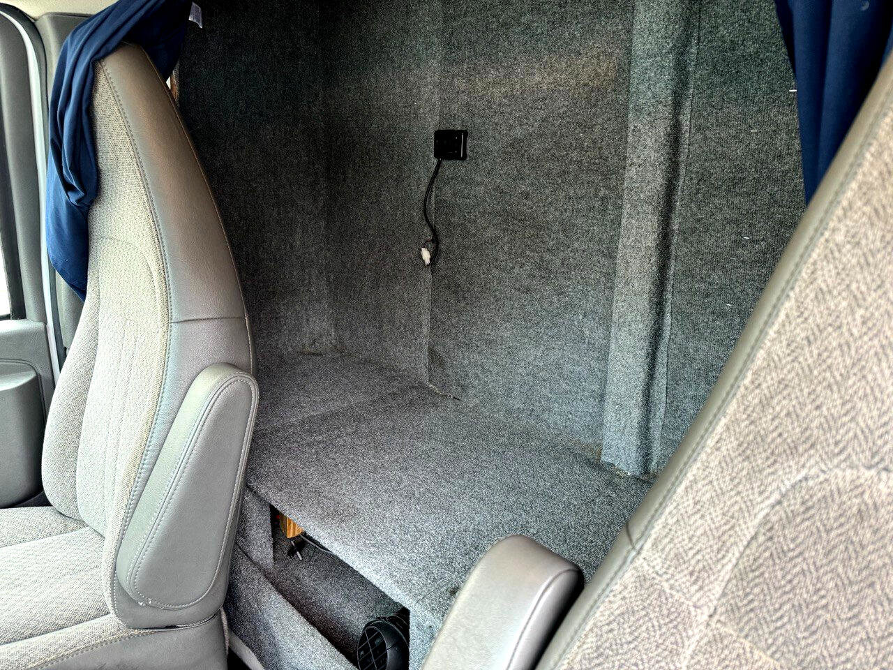 Used 2019 GMC Savana 3500 w/ Power Convenience Package image 11