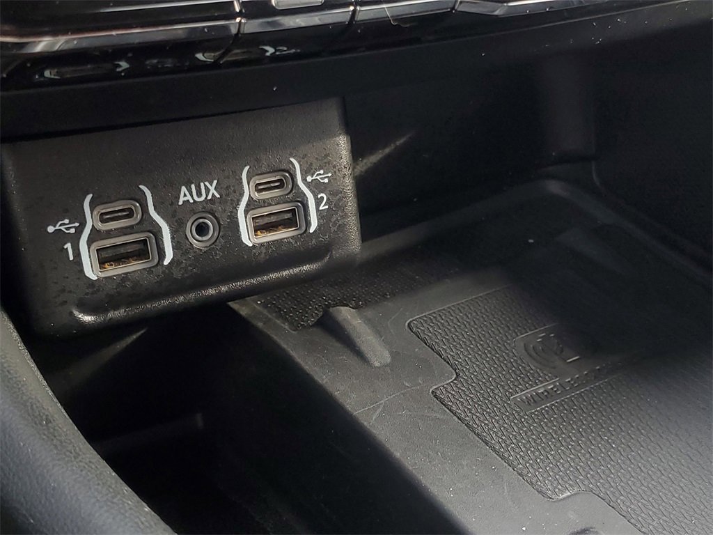 Used 2022 Dodge Durango R/T w/ Trailer Tow Group IV image 24