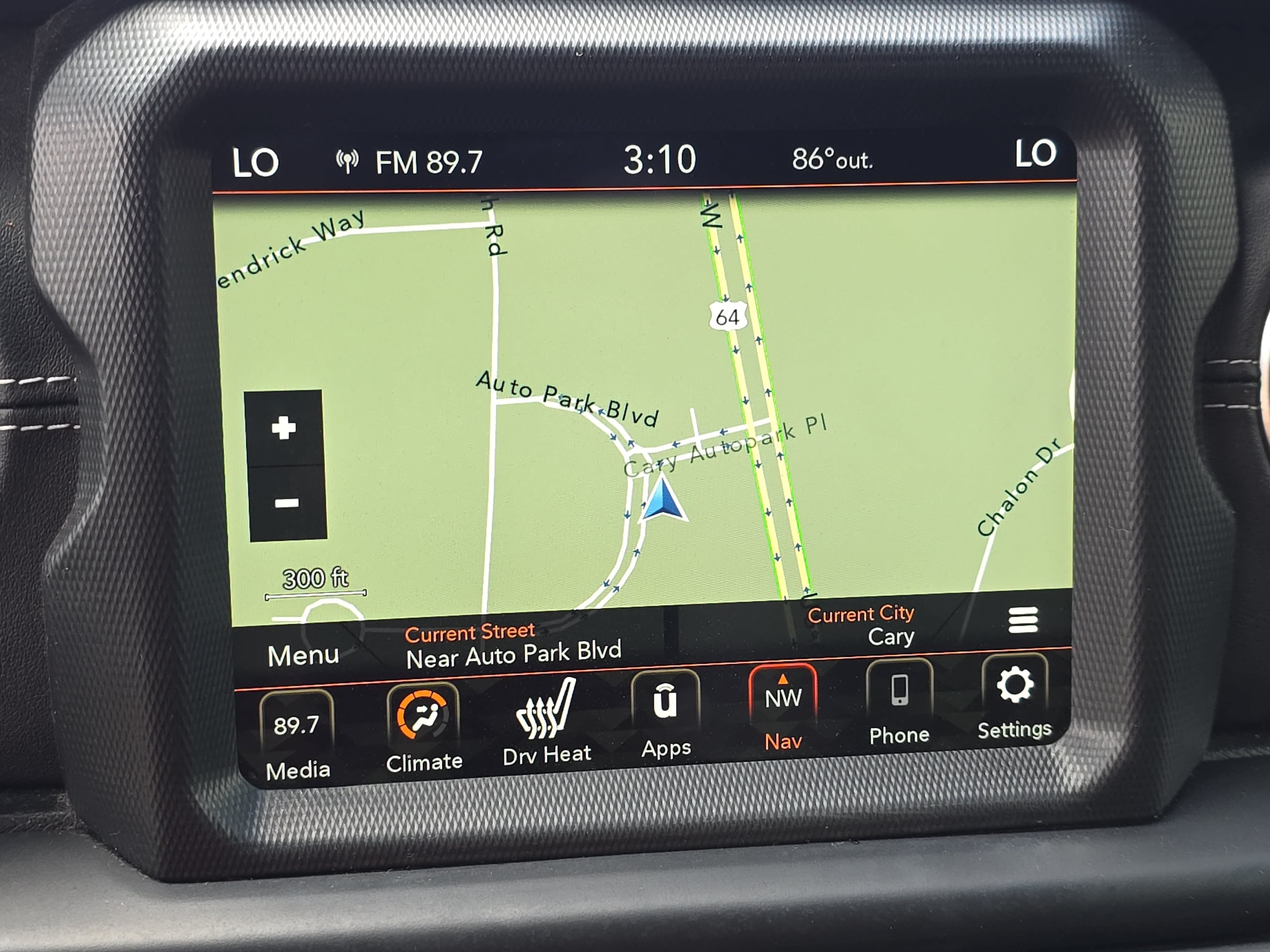 Used 2022 Jeep Wrangler Unlimited Sahara w/ LED Lighting Group AWD/4WD image 19