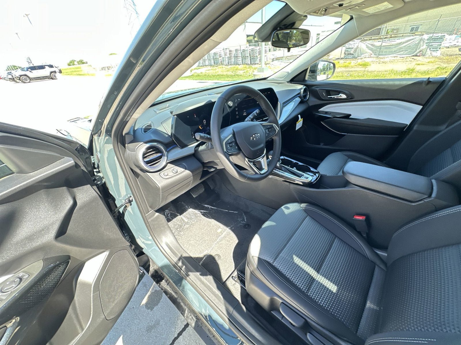 Used 2026 Chevrolet Trax LT w/ Driver Confidence Package FWD image 10