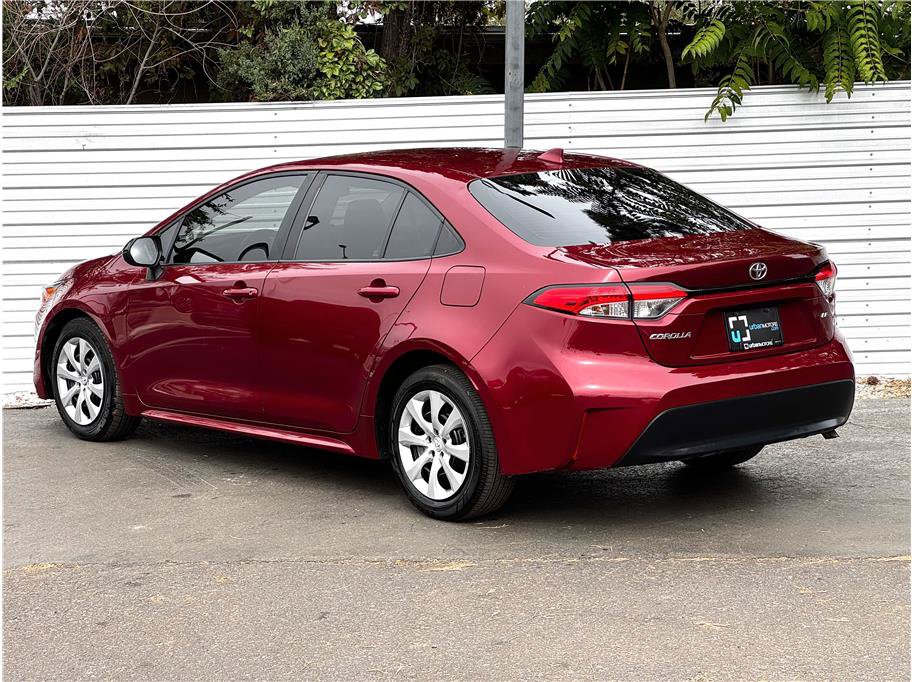 Used 2025 Toyota Corolla LE FWD image 3
