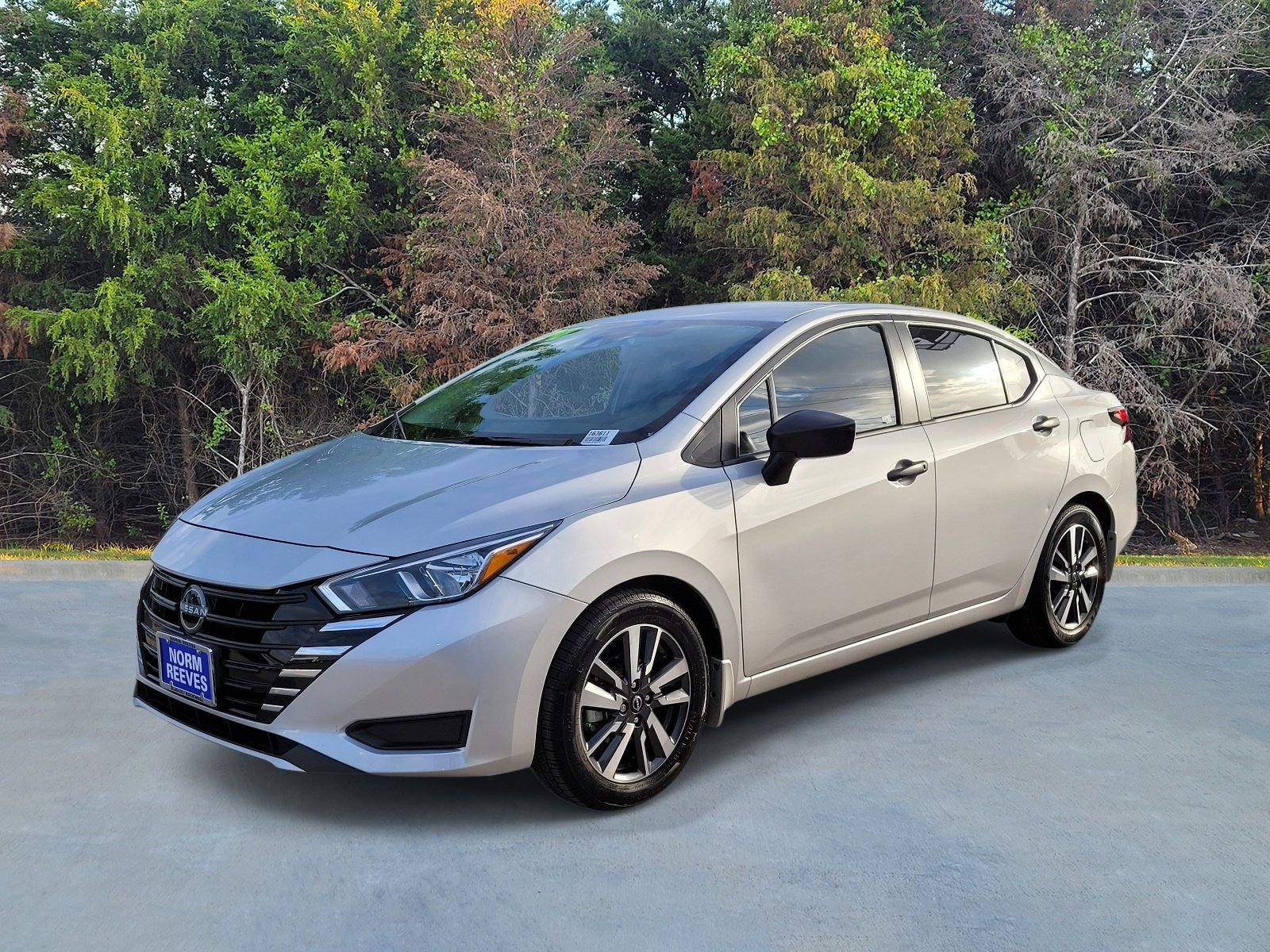 Used 2024 Nissan Versa S w/ S Plus Package image 1