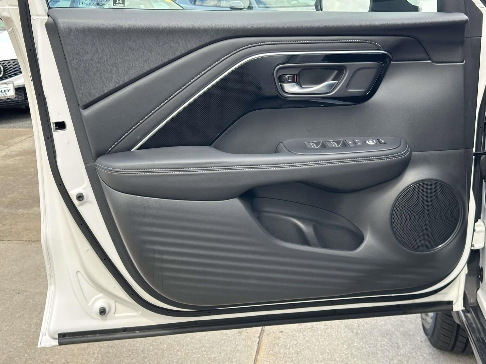 Certified 2025 Acura ADX AWD image 15