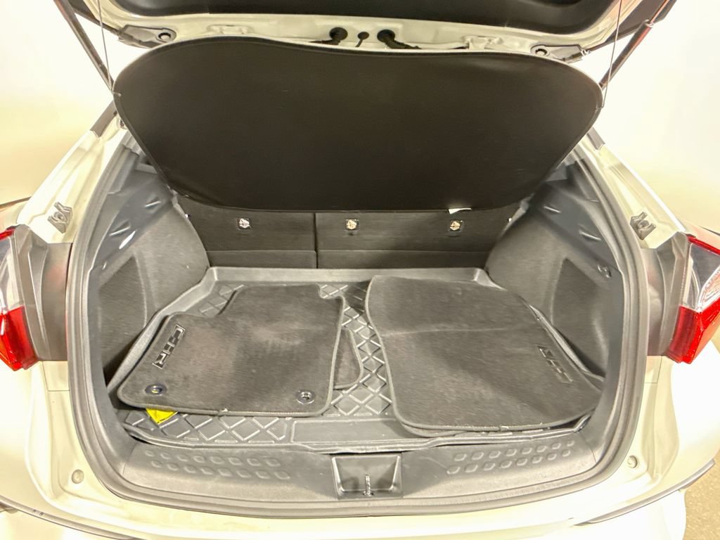 Used 2021 Toyota C-HR XLE FWD image 25