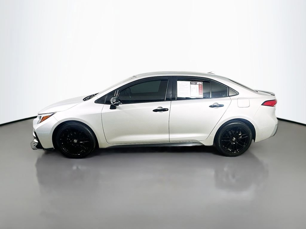 Used 2023 Toyota Corolla SE FWD image 5