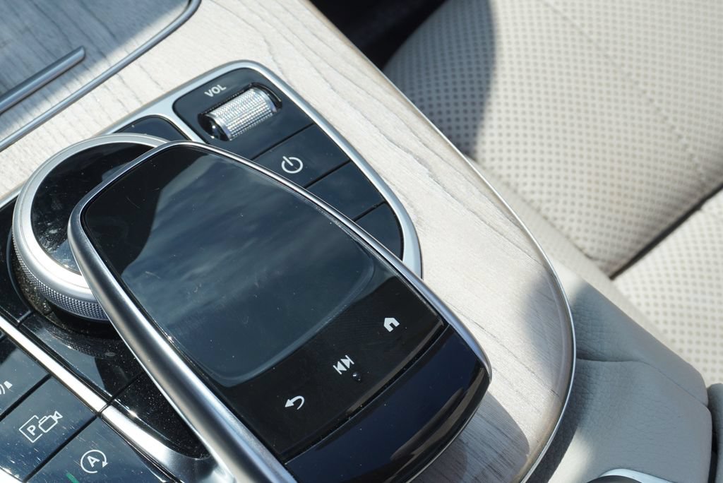 Certified 2023 Mercedes-Benz E 450 4MATIC Cabriolet image 23
