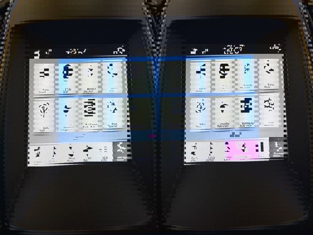 Used 2017 Ford Edge SEL w/ Equipment Group 201A image 18