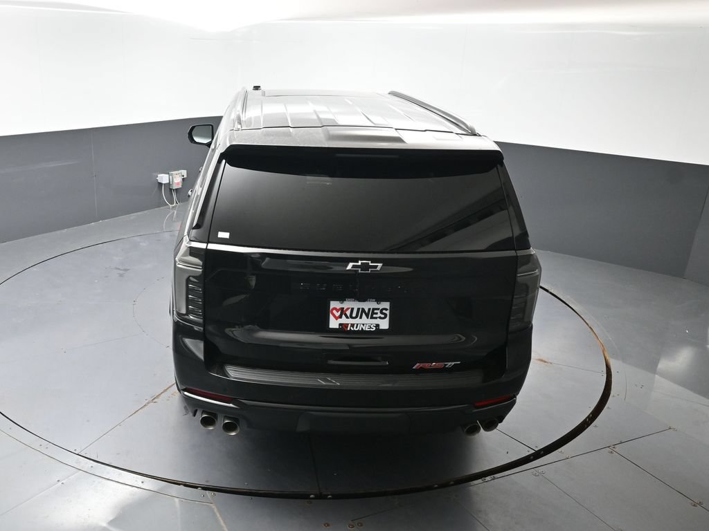 New 2026 Chevrolet Suburban RST w/ RST Capability Package AWD/4WD image 41
