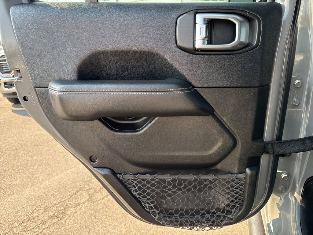 Used 2018 Jeep Wrangler Unlimited Sahara w/ Quick Order Package 24M Moab image 24