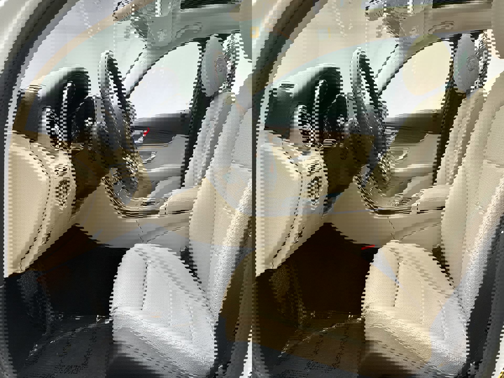 Used 2019 Mercedes-Benz C 300 4MATIC Sedan image 11