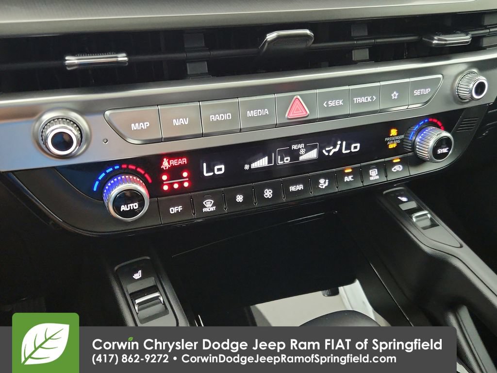 Used 2025 Kia Telluride S AWD/4WD image 26
