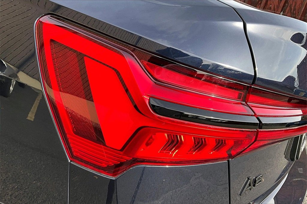 Used 2025 Audi A6 Premium Plus w/ Premium Plus Package image 23