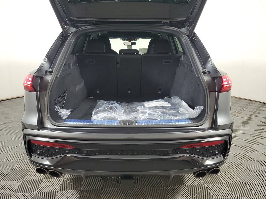 New 2026 Audi SQ5 Premium Plus AWD/4WD image 8