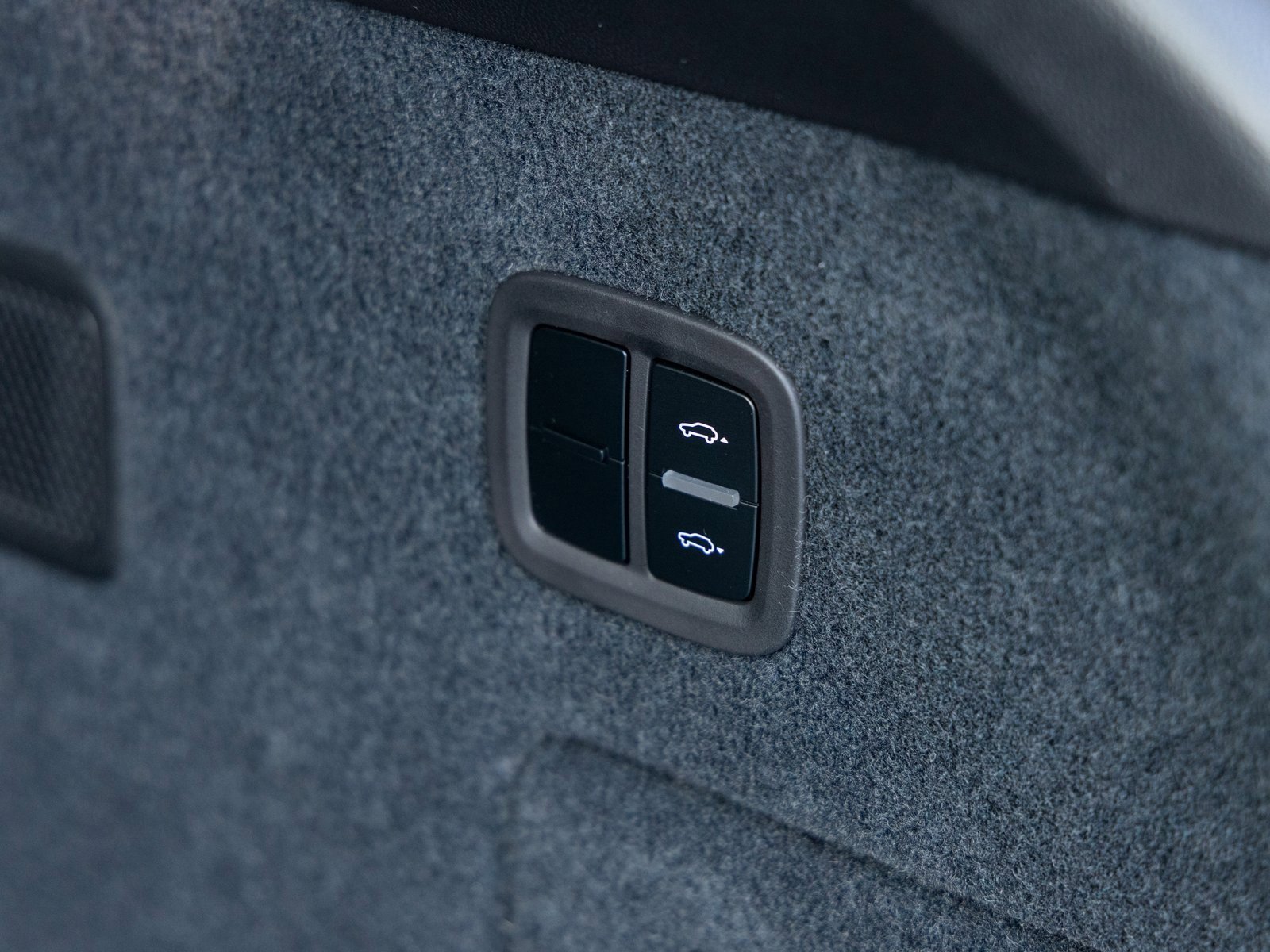 Certified 2025 Porsche Cayenne image 44