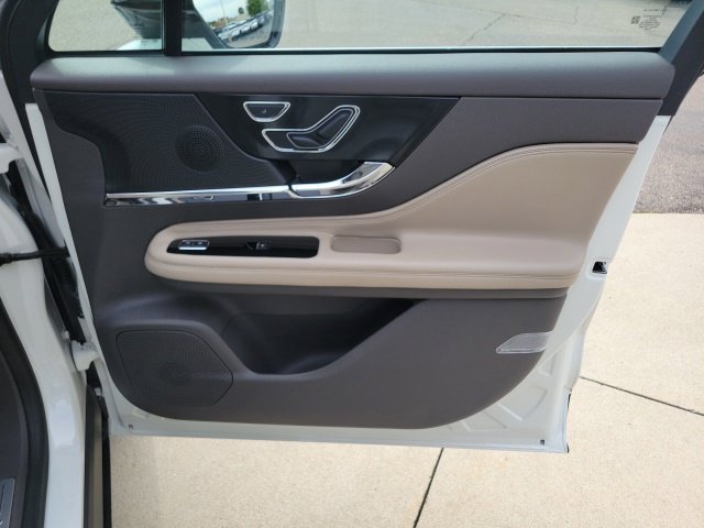 Certified 2024 Lincoln Corsair FWD image 26