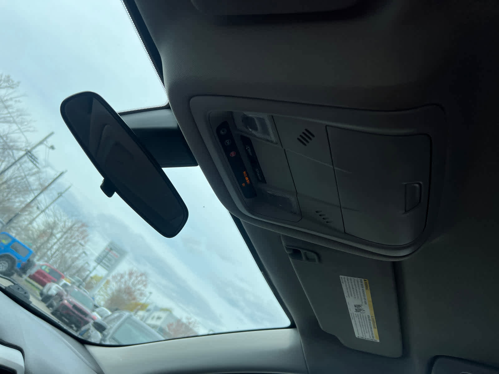 Used 2018 GMC Acadia SLE w/ Driver Alert Package I AWD/4WD image 26