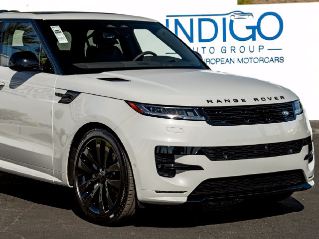 New 2026 Land Rover Range Rover Sport Dynamic SE AWD/4WD image 5