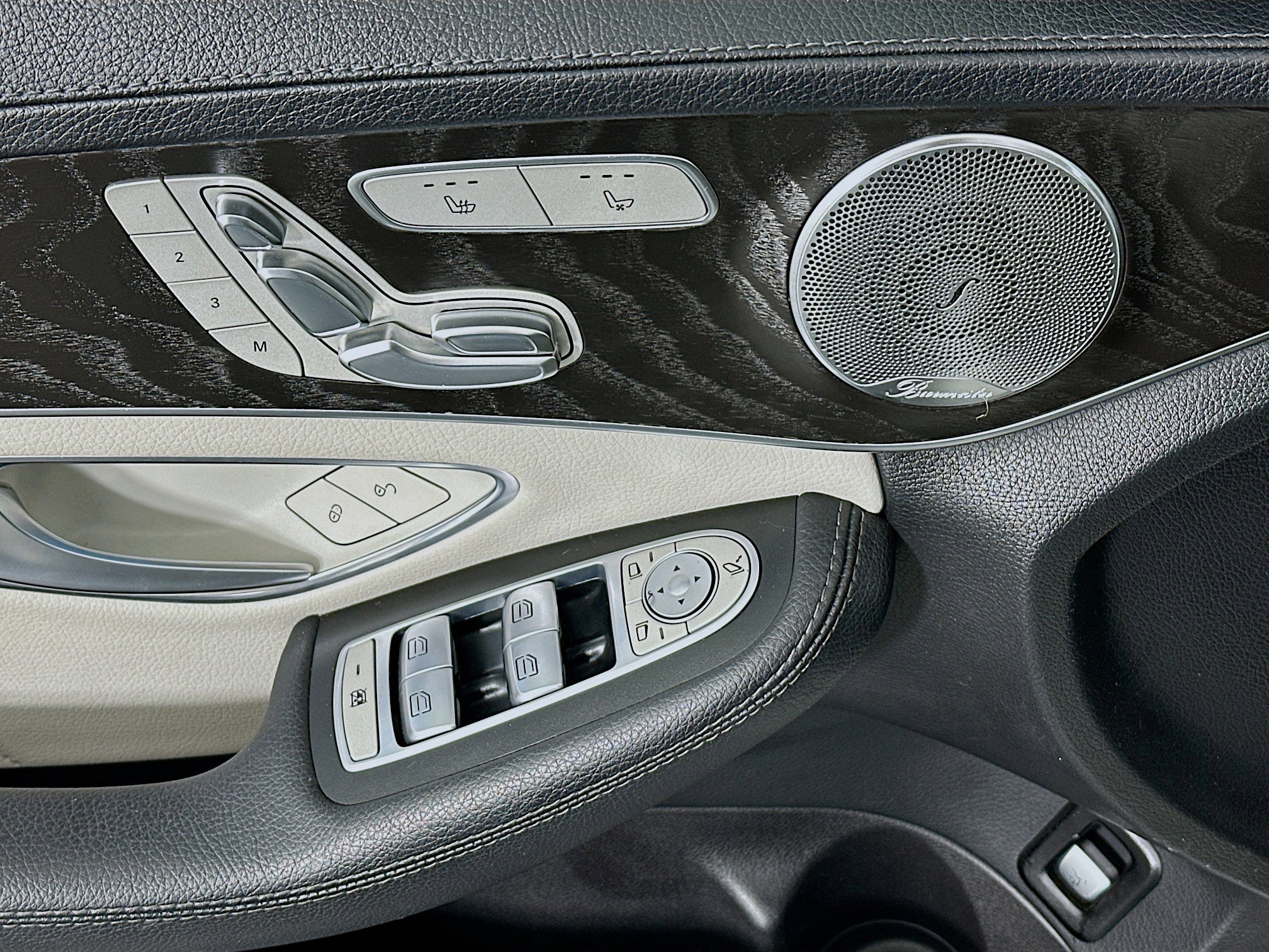 Used 2015 Mercedes-Benz C 400 4MATIC image 15