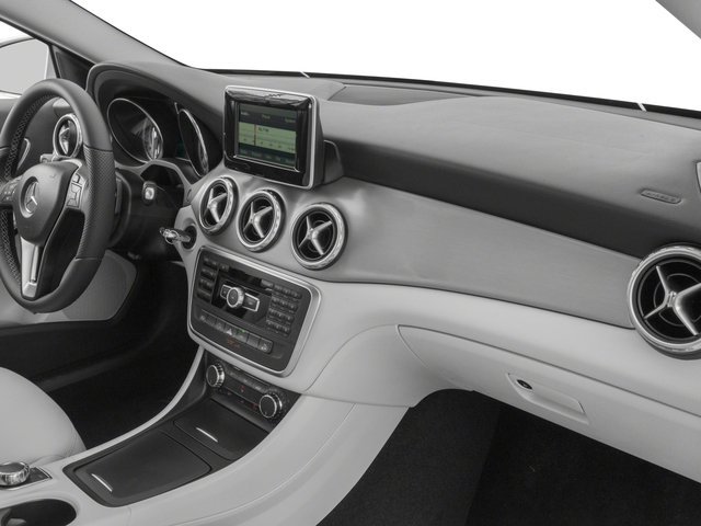 Used 2017 Mercedes-Benz GLA 250 4MATIC image 19