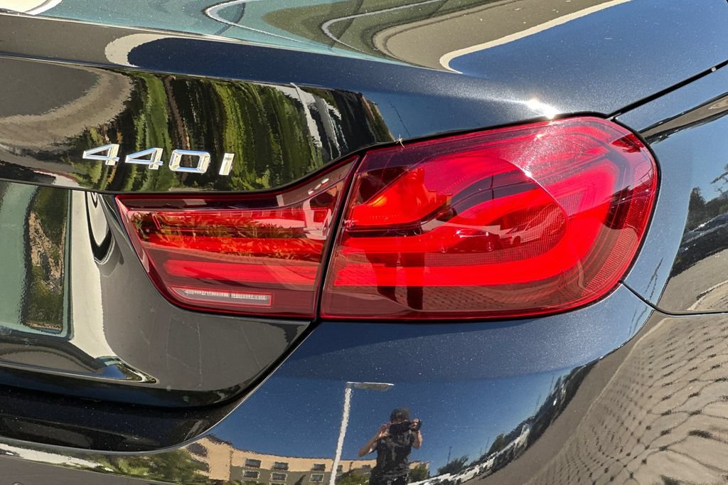 Used 2020 BMW 440i Convertible w/ M Sport Package RWD image 31