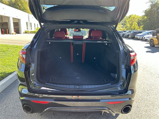 Used 2022 Alfa Romeo Stelvio Veloce image 27