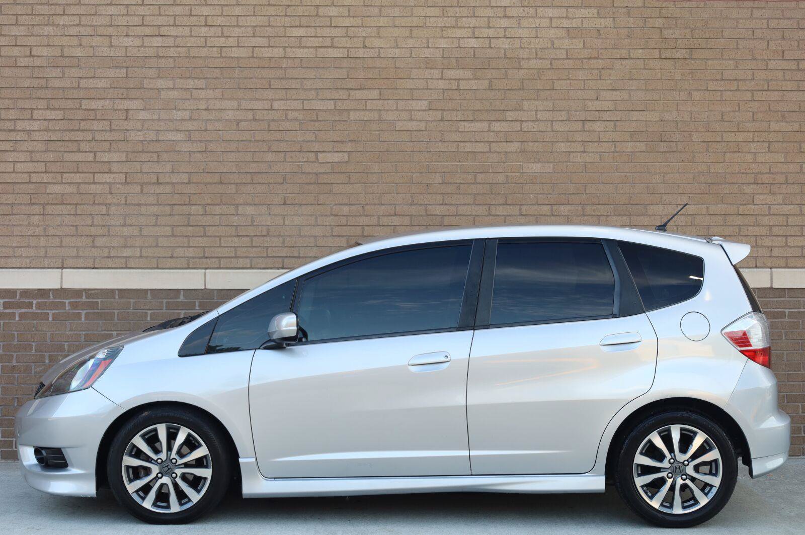 Used 2013 Honda Fit Sport image 2