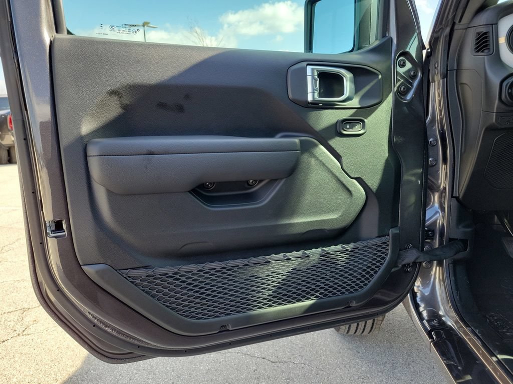 New 2026 Jeep Wrangler Unlimited Sport AWD/4WD image 17