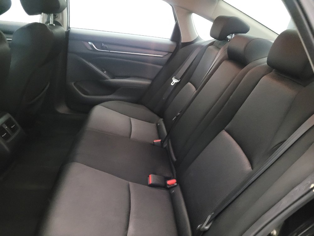 Used 2019 Honda Accord EX image 18