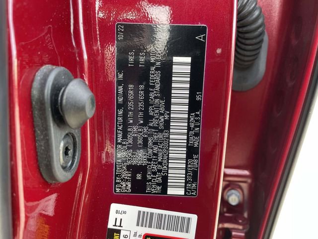 Used 2023 Toyota Highlander XLE image 34