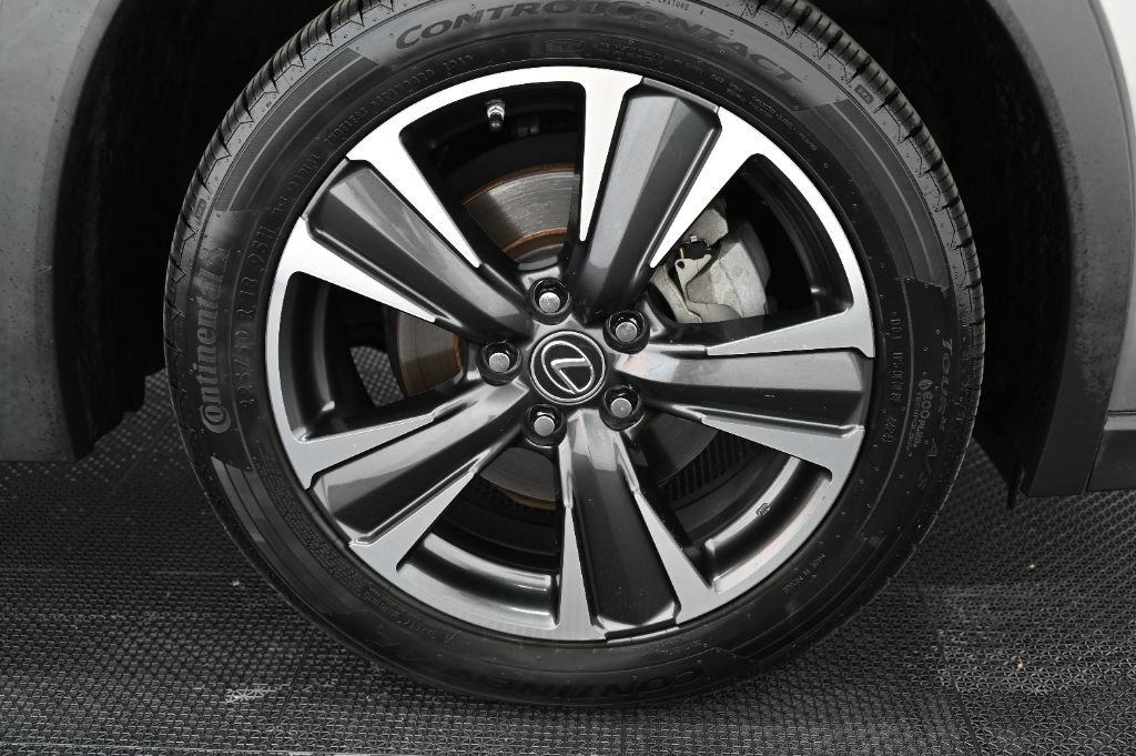 Used 2021 Lexus UX 200 w/ Accessory Package (Z2) FWD image 45