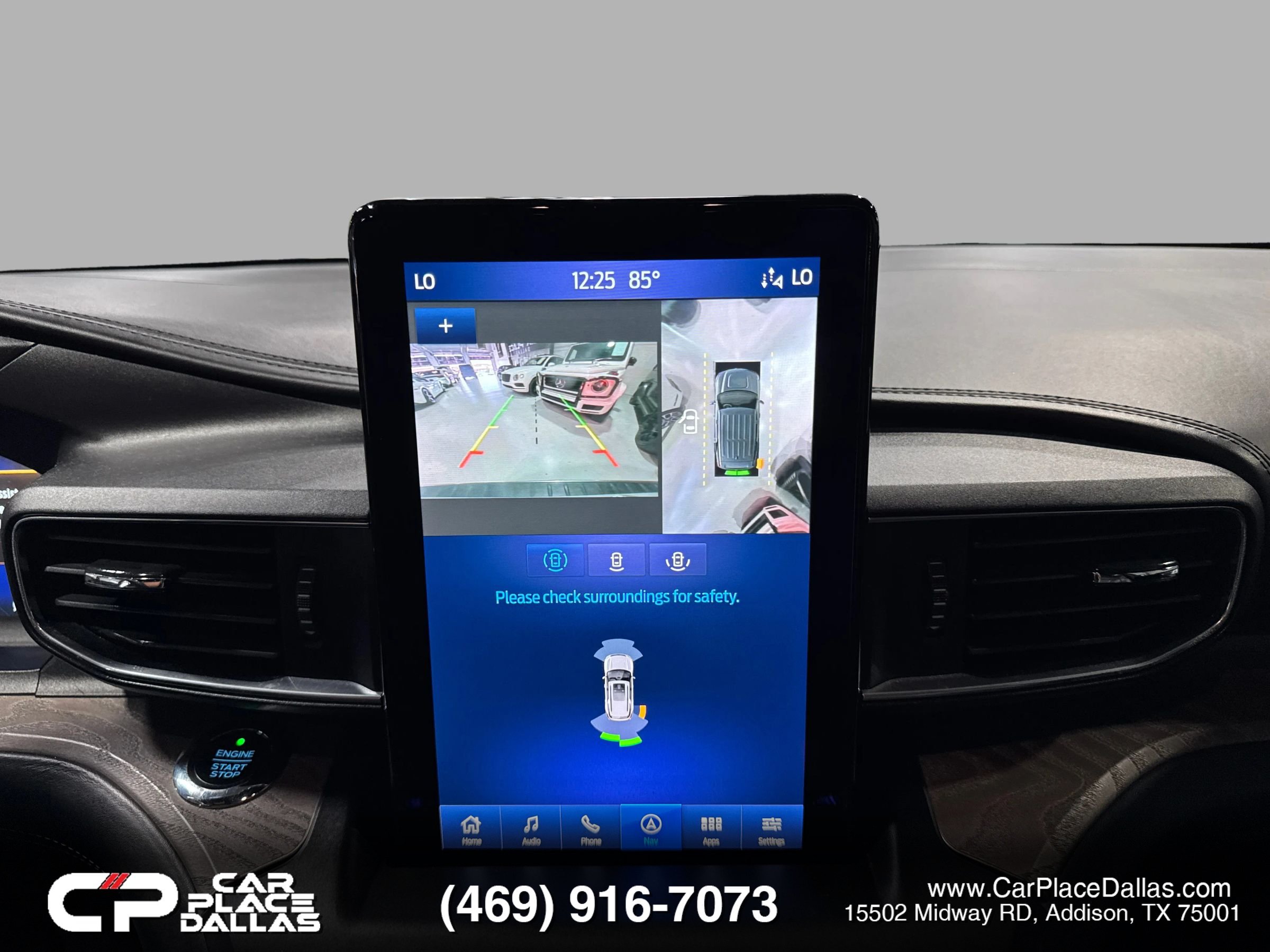 Used 2020 Ford Explorer Platinum w/ Premium Technology Package AWD/4WD image 36