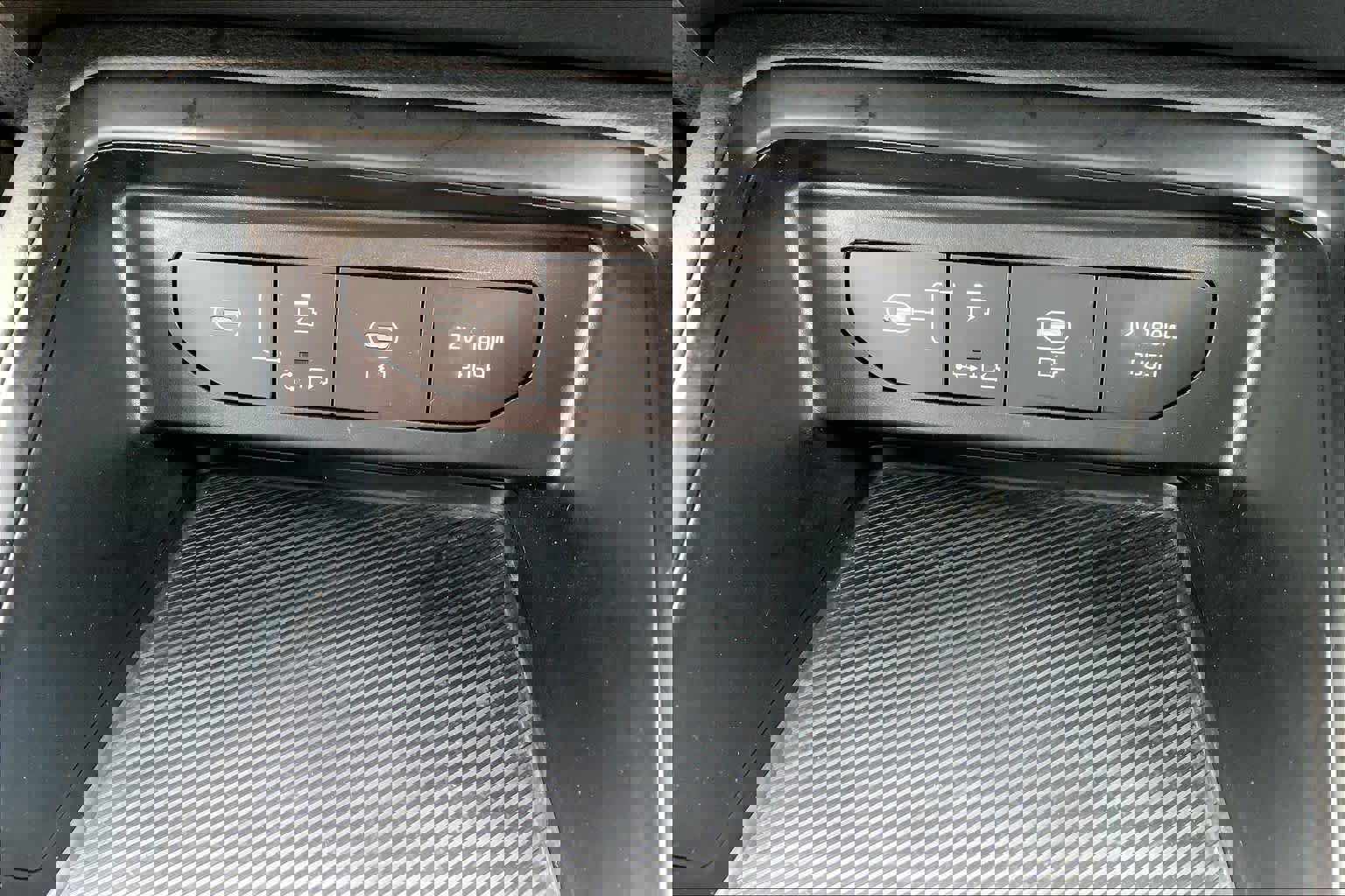 Used 2025 Kia K5 LXS FWD image 35