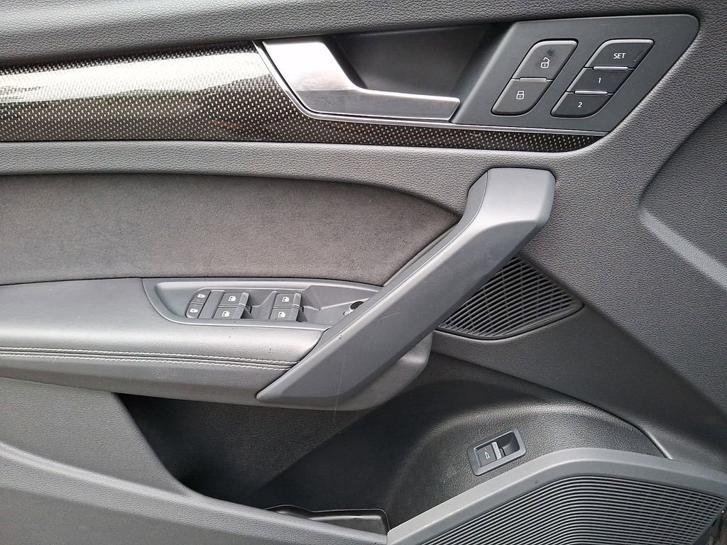 Used 2022 Audi SQ5 Prestige AWD/4WD image 8