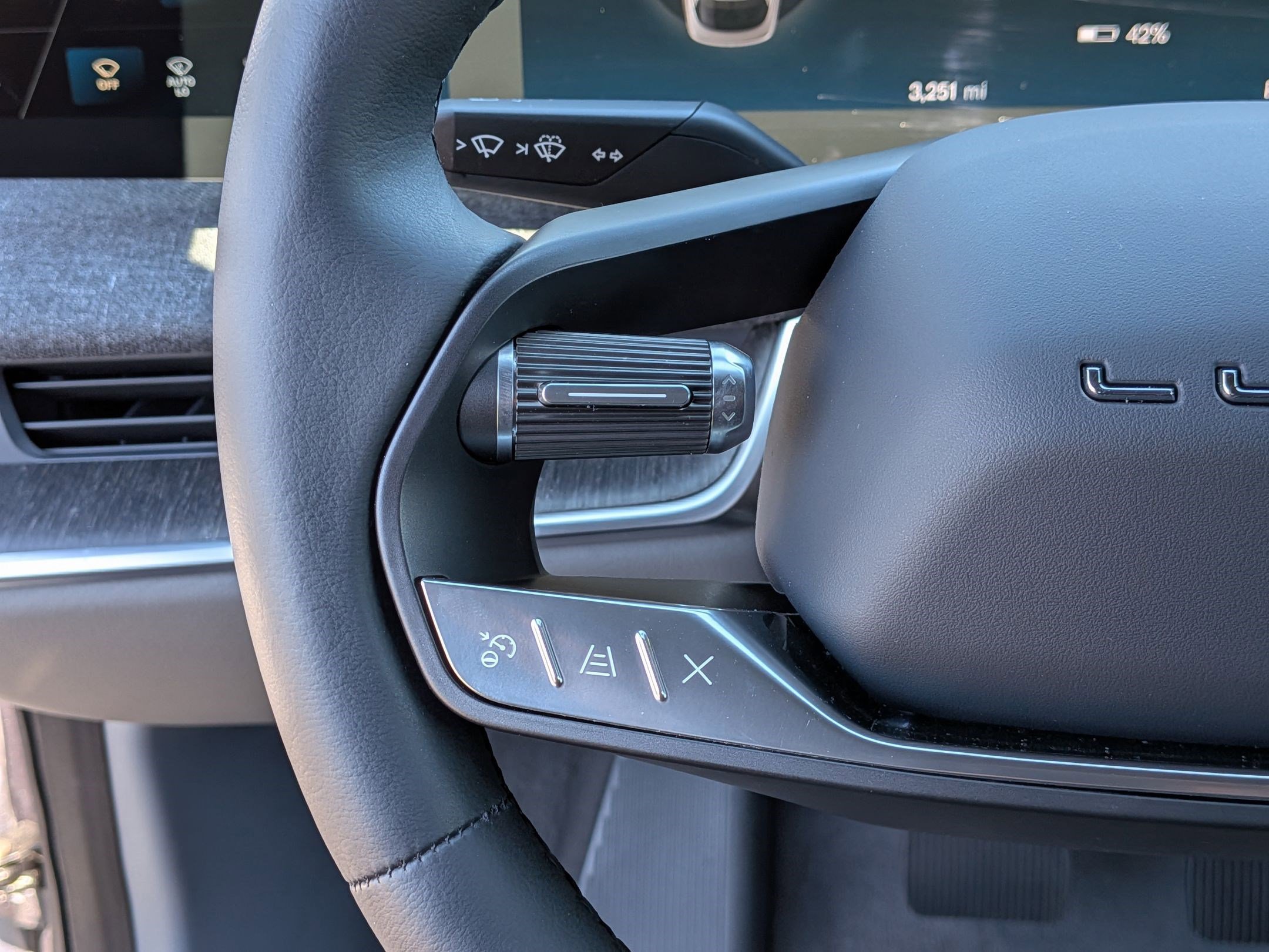 Used 2024 Lucid Air Touring image 19