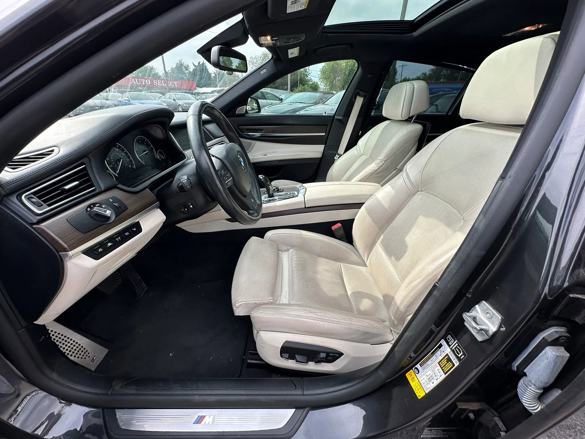 Used 2013 BMW 740i RWD image 22