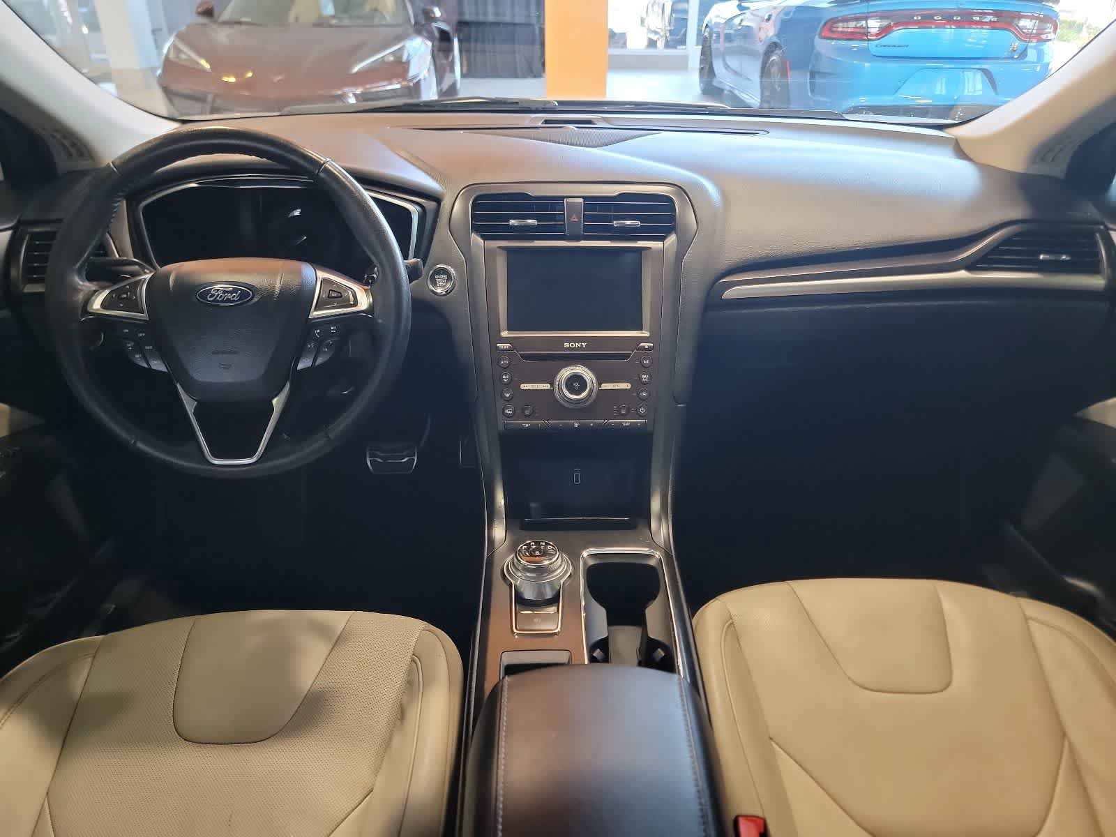 Used 2018 Ford Fusion Titanium AWD/4WD image 23