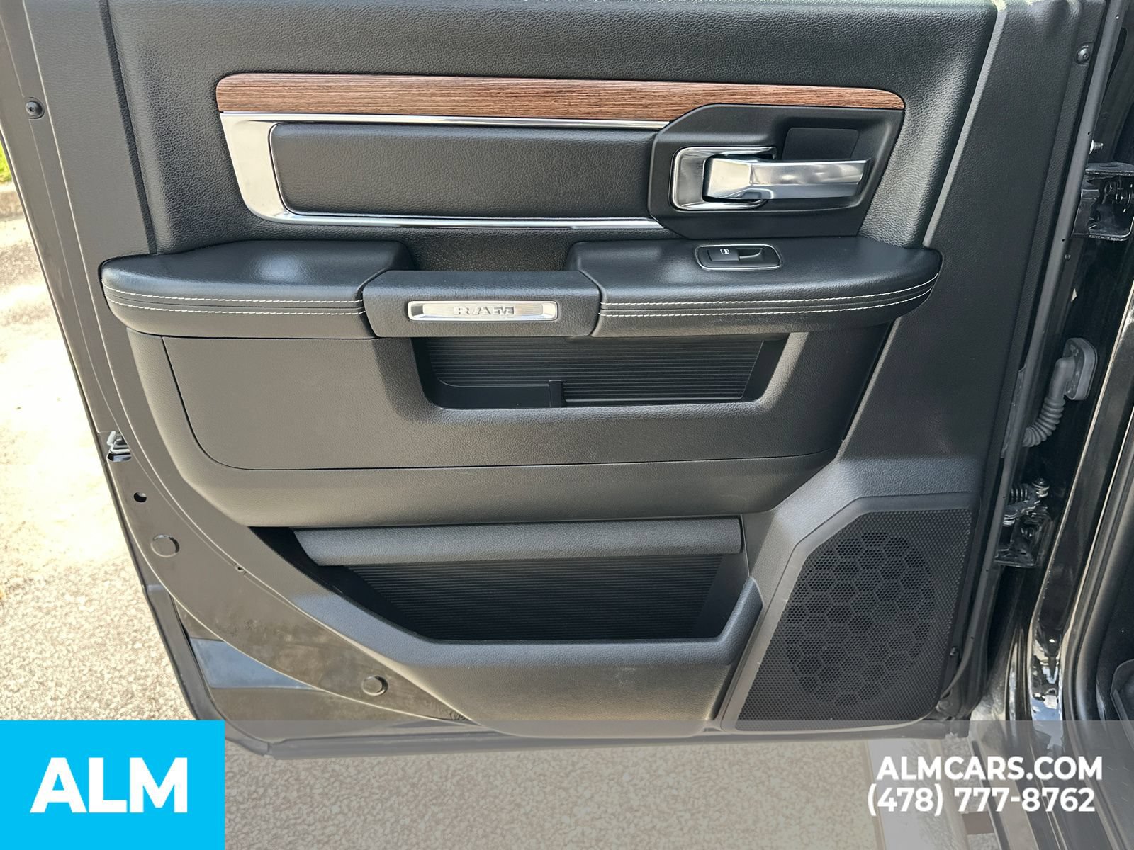 Used 2016 RAM 2500 Laramie AWD/4WD image 23