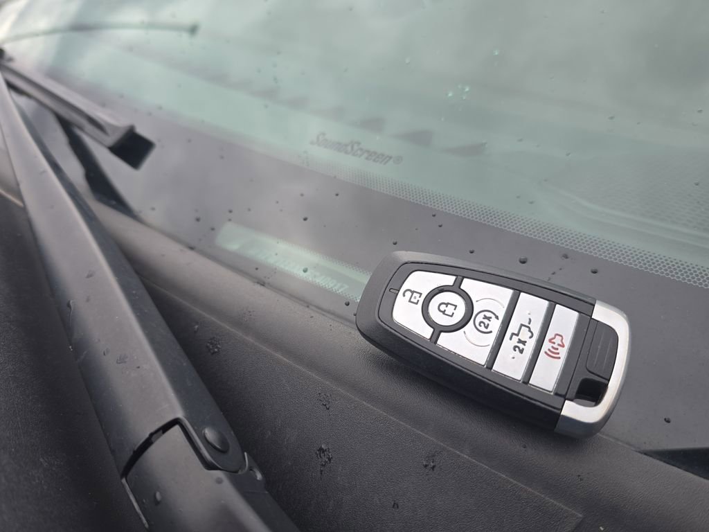 Used 2022 Ford F150 King Ranch image 11