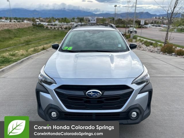 Used 2024 Subaru Outback Premium AWD/4WD image 2