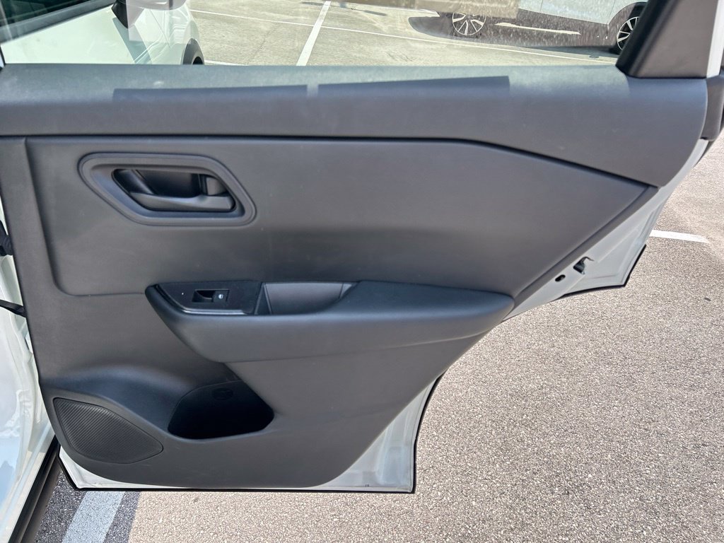 Certified 2024 Nissan Rogue S FWD image 45