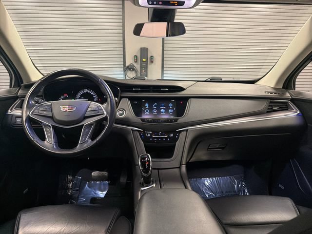 Used 2019 Cadillac XT5 Premium Luxury FWD image 12