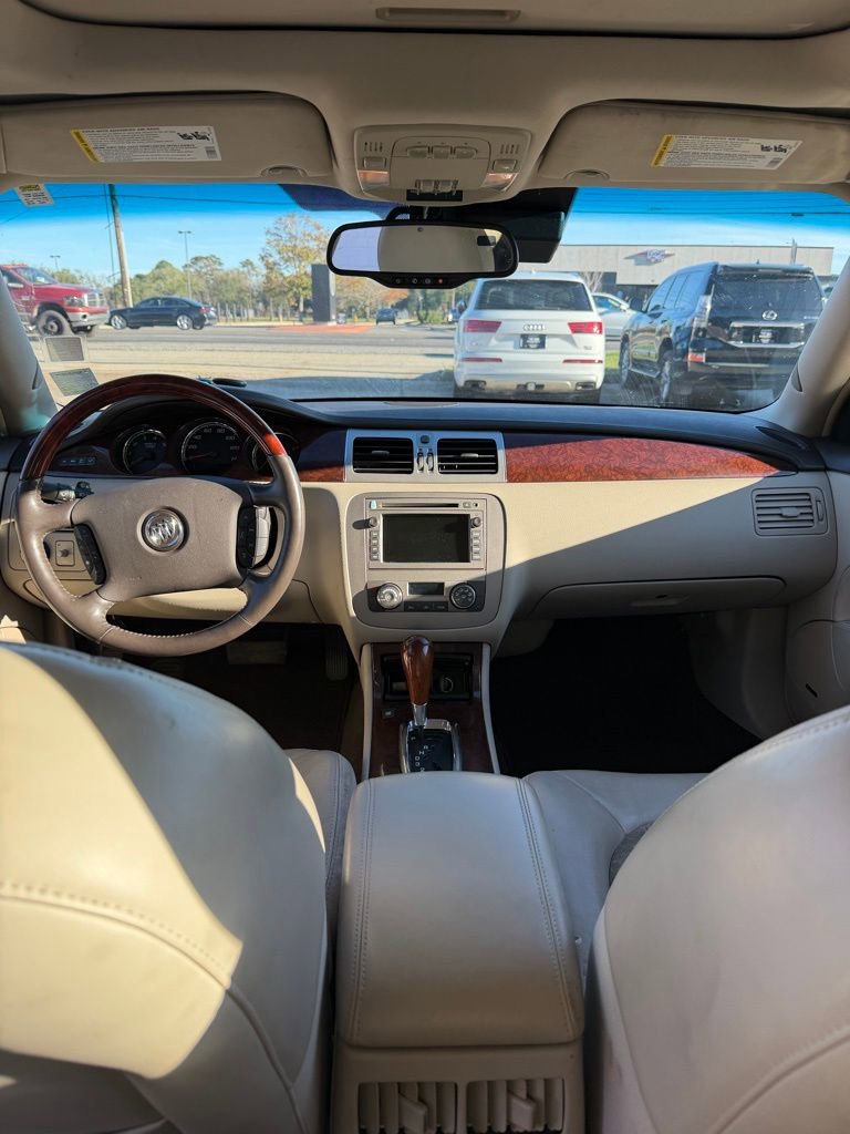 Used 2011 Buick Lucerne Super image 11