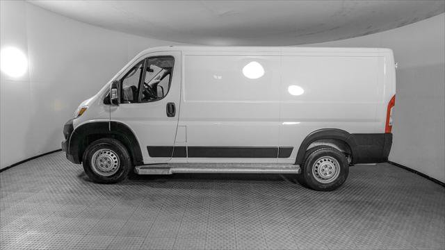 Used 2025 RAM ProMaster 2500 w/ U-Haul Equipment Group FWD image 3