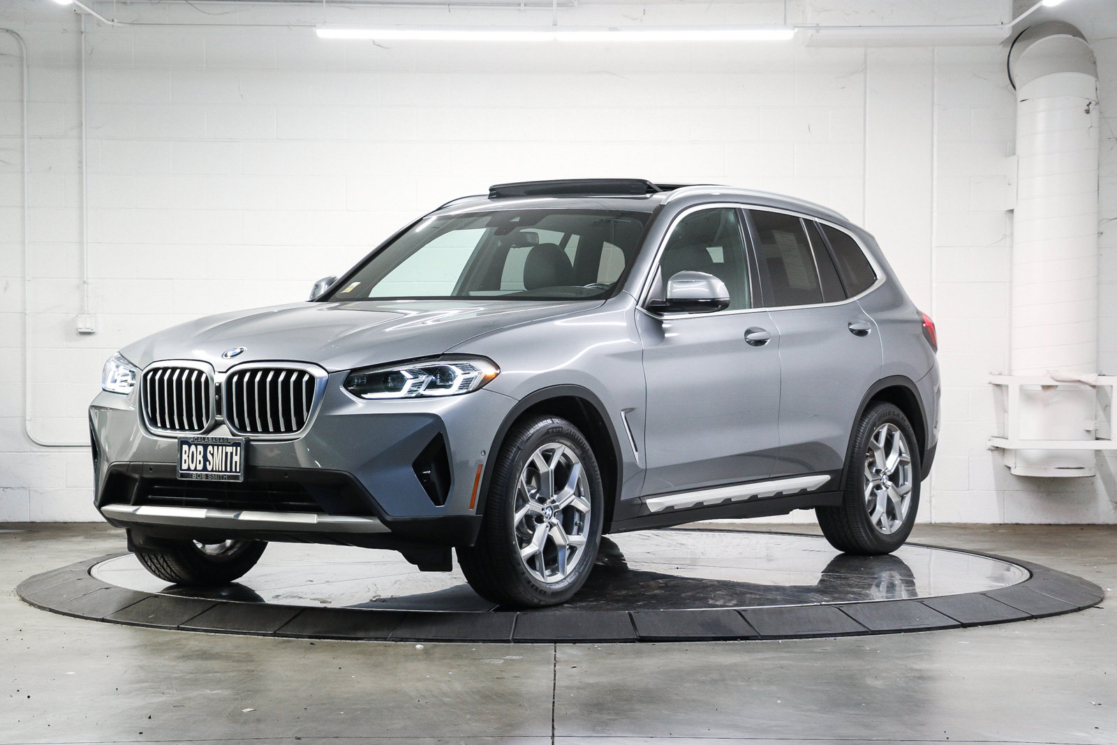 Certified 2023 BMW X3 xDrive30i w/ Premium Package AWD/4WD image 3